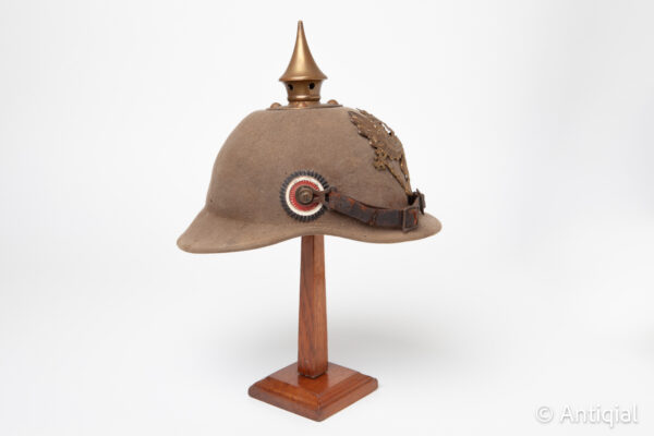 Primera Guerra Mundial - Pickelhaube de fieltro de infantería modelo 1915