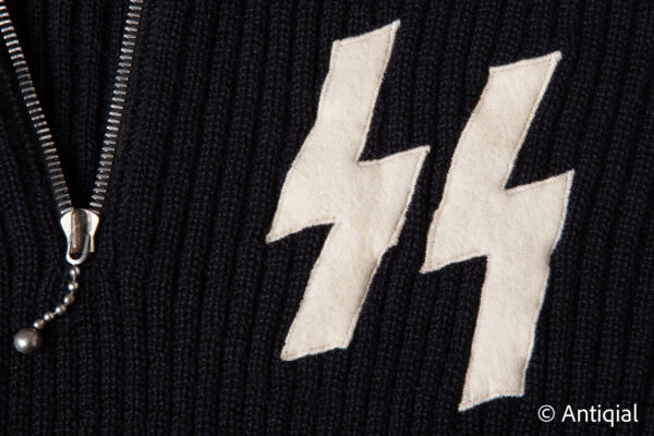 WW 2 - Old SS (Schutzstaffel) black sports sweater