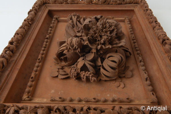 Segle XVIII - Talla floral de fusta. Escultura de Grinling Gibbons